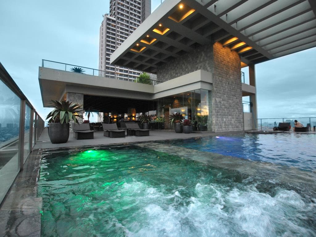 Best places to stay in Manila